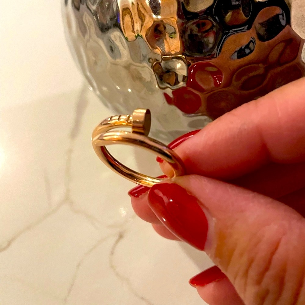 Rose gold titanium nail ring - Picture 2 of 3